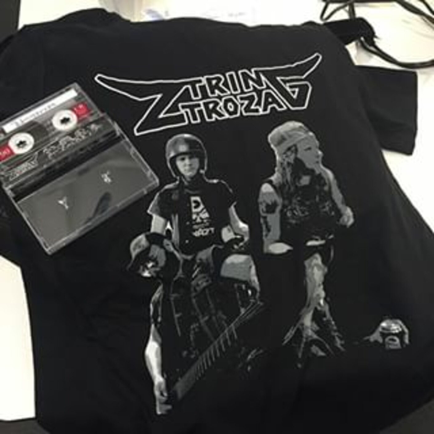 Eget språk och väckning med Richies bandkollegor