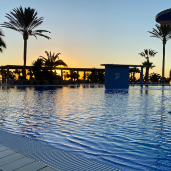 RIX MorronZoo - Premiär för Lailas Aktobatiska Pooltrick 2020!